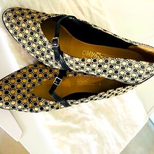 Salvatore Ferragamo! Period